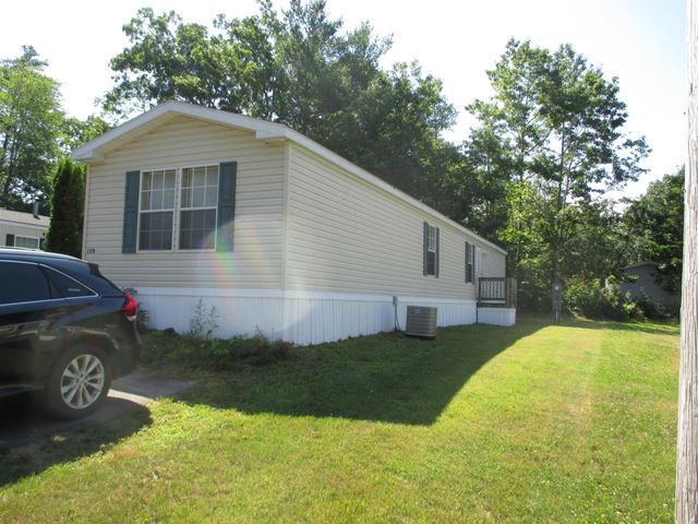 109 Colonial Village, Somersworth, NH 03878