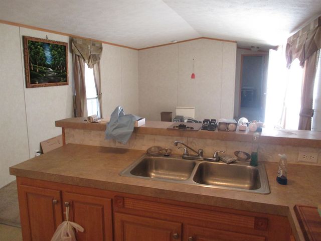 109 Colonial Village, Somersworth, NH 03878