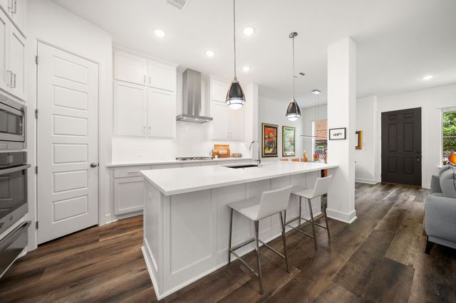 620 Aspen Valley Lane, Dallas, TX 75208