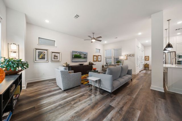 620 Aspen Valley Lane, Dallas, TX 75208