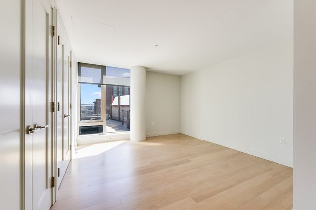 133 Seaport Blvd 12, Boston, MA 02210