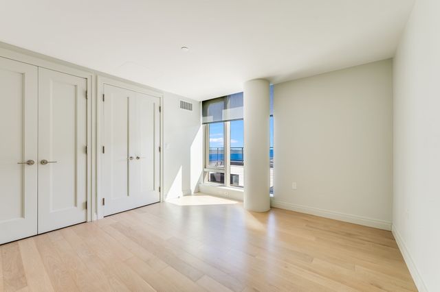 133 Seaport Blvd 12, Boston, MA 02210