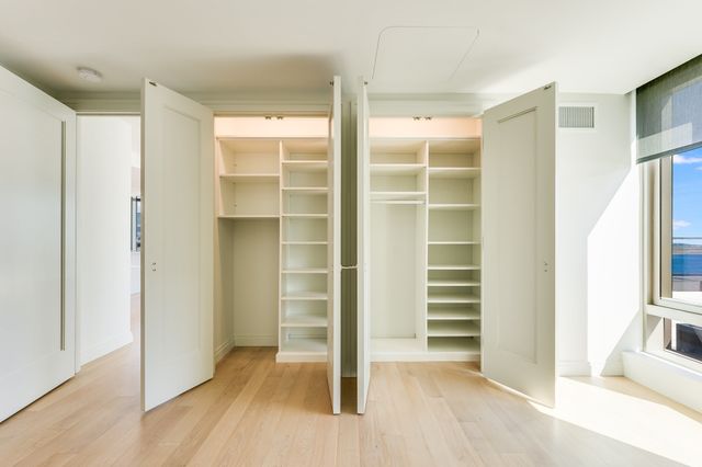 133 Seaport Blvd 12, Boston, MA 02210