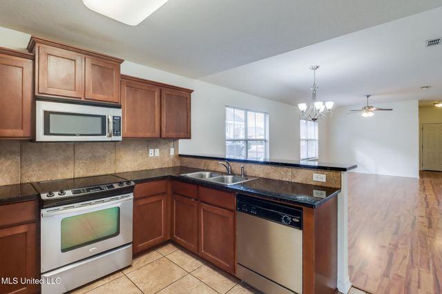 13637 Lawton Lane, Gulfport, MS 39503