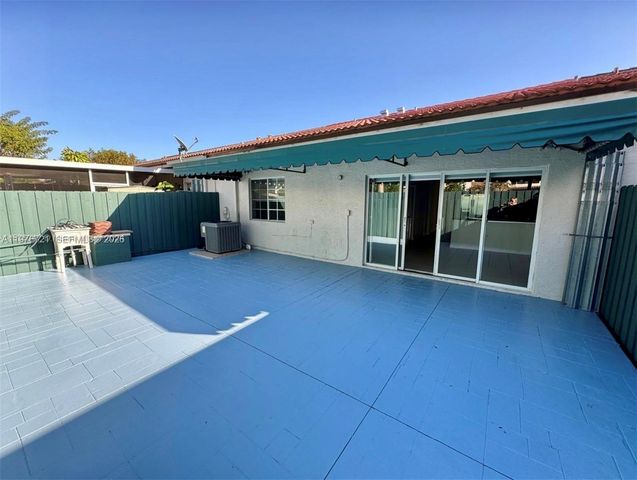 13785 SW 169th Ter, Miami, FL 33177