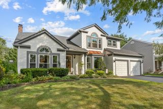 565 Rutgers Lane, Elk Grove Village, IL 60007