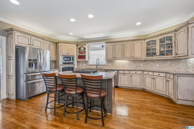 5162 LAKE CREST CIRCLE, Hoover, AL 35226
