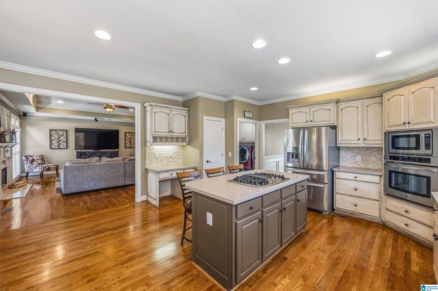 5162 LAKE CREST CIRCLE, Hoover, AL 35226