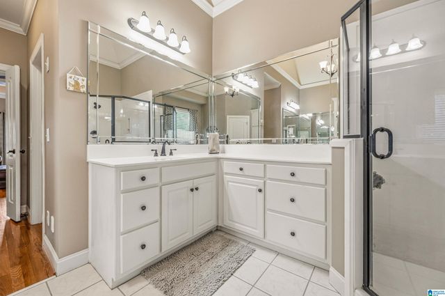 5162 LAKE CREST CIRCLE, Hoover, AL 35226