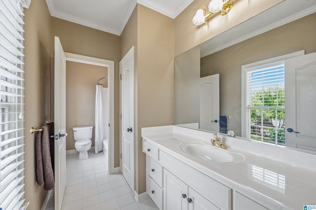 5162 LAKE CREST CIRCLE, Hoover, AL 35226