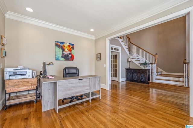 5162 LAKE CREST CIRCLE, Hoover, AL 35226