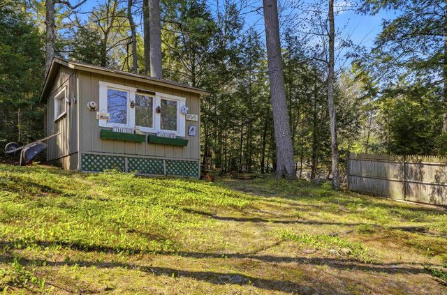 316 Webster Lake Road, Franklin, NH 03235