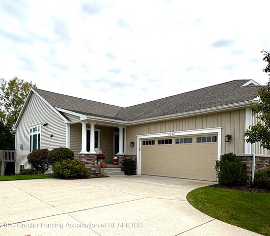 5342 E Hawk Hollow Drive, Bath, MI 48808