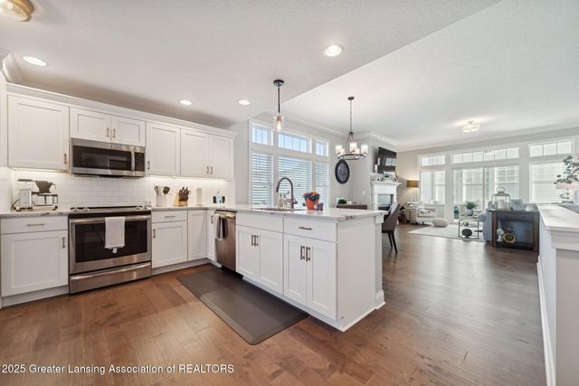 5342 E Hawk Hollow Drive, Bath, MI 48808