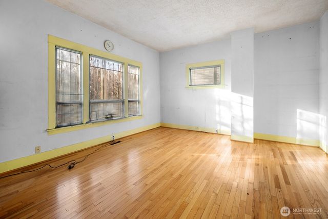 3226 S Edmunds Street, Seattle, WA 98118