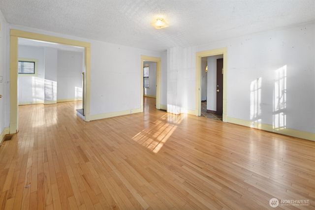 3226 S Edmunds Street, Seattle, WA 98118