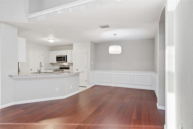 2097 Amherst Drive, Lewisville, TX 75067