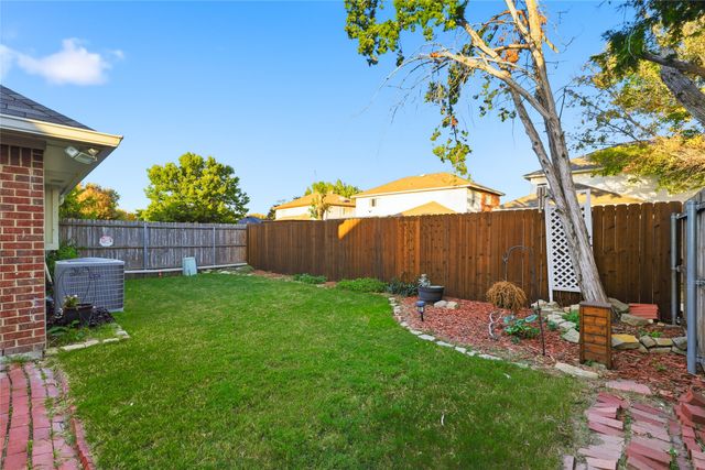 2097 Amherst Drive, Lewisville, TX 75067