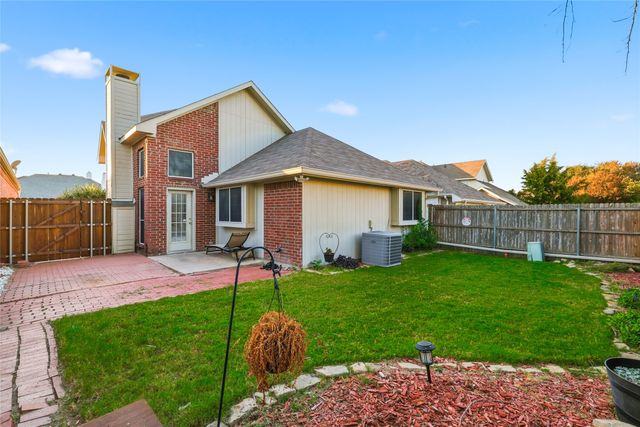 2097 Amherst Drive, Lewisville, TX 75067