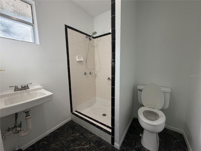 1762 32ND STREET, Sarasota, FL 34234