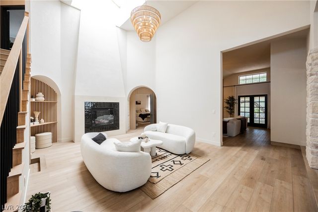 5741 South Pearl Street, Las Vegas, NV 89120