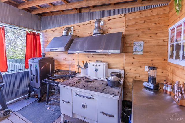421 Shaker Run Road, Peebles, OH 45660