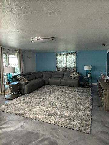 1002 SILVER PALM WAY, Apollo Beach, FL 33572