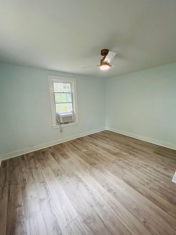 1206 E ALCY RD, Memphis, TN 38106