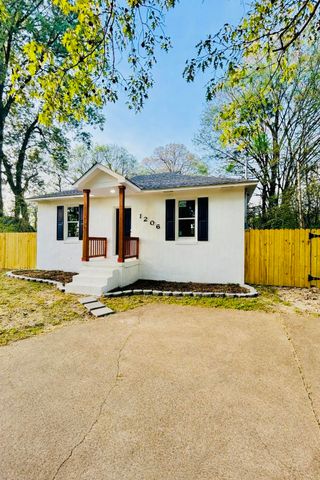 1206 E ALCY RD, Memphis, TN 38106