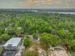 3710 Mackey Cove Dr, Pensacola, FL 32514