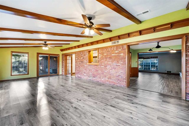 3110 NW Brent Cir, Lawton, OK 73505