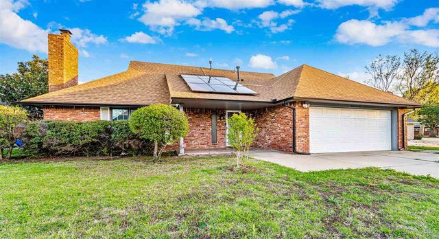 3110 NW Brent Cir, Lawton, OK 73505