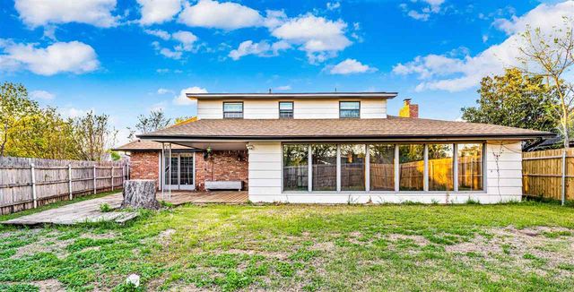 3110 NW Brent Cir, Lawton, OK 73505