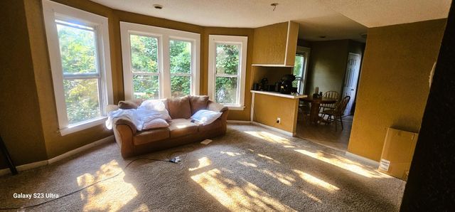 101 Manitoba Avenue, Saint Paul, MN 55117