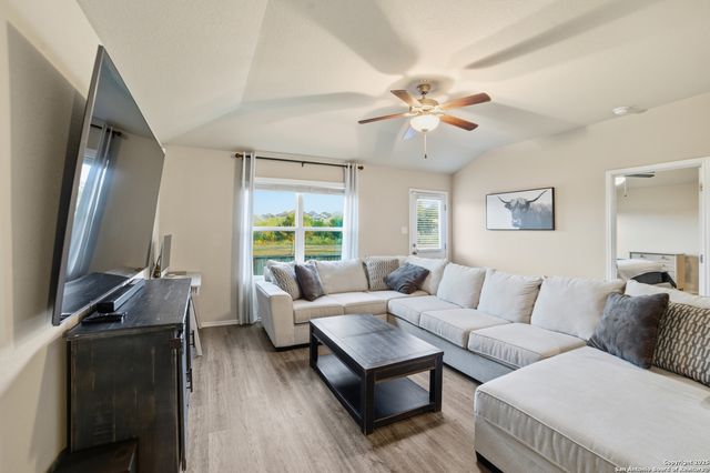 1922 Demeter, San Antonio, TX 78245