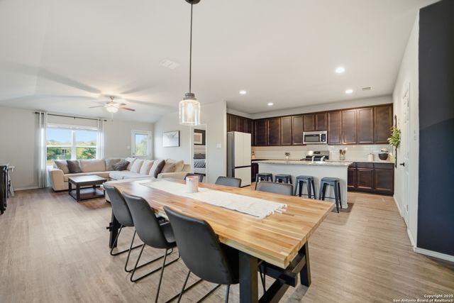 1922 Demeter, San Antonio, TX 78245