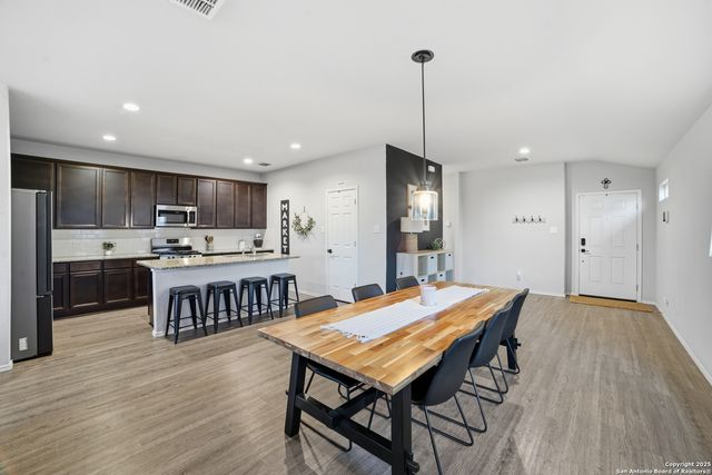 1922 Demeter, San Antonio, TX 78245