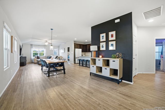 1922 Demeter, San Antonio, TX 78245