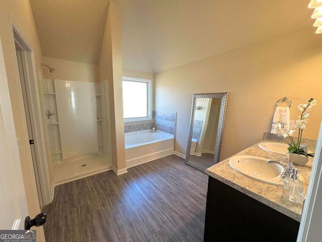 5631 Laney Drive, Rex, GA 30273