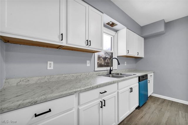 2153 W 106th Street, Cleveland, OH 44102