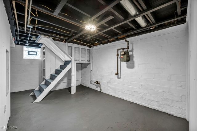 2153 W 106th Street, Cleveland, OH 44102