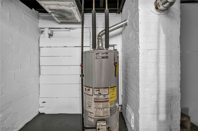 2153 W 106th Street, Cleveland, OH 44102