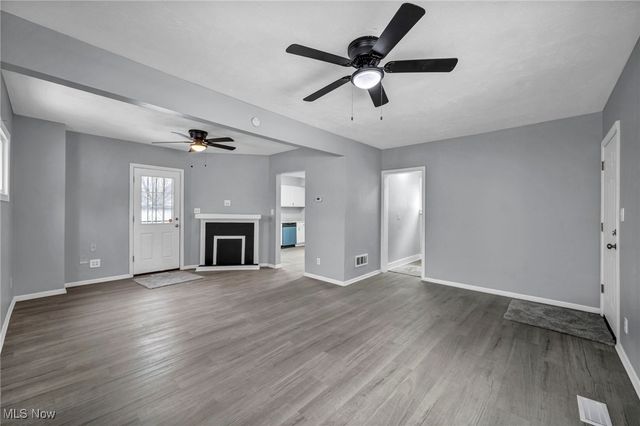 2153 W 106th Street, Cleveland, OH 44102