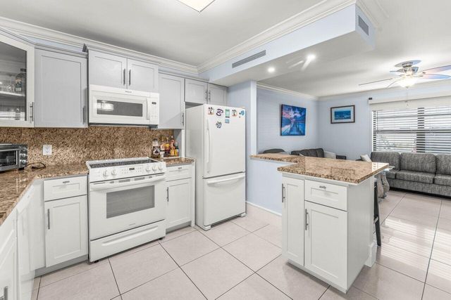 5954 Longbow Lane 5, West Palm Beach, FL 33415