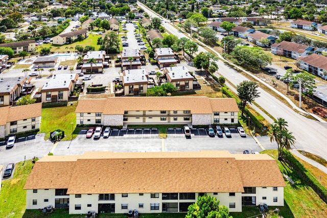 5954 Longbow Lane 5, West Palm Beach, FL 33415