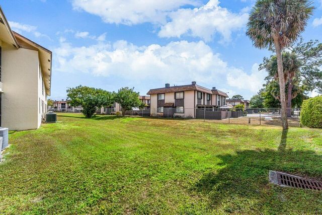 5954 Longbow Lane 5, West Palm Beach, FL 33415