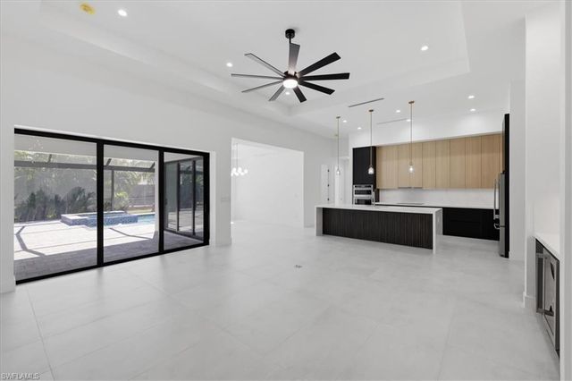 2220 SW 50th LN, Cape Coral, FL 33914