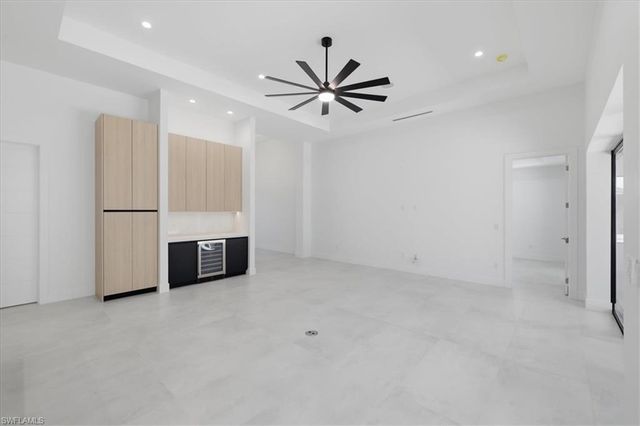 2220 SW 50th LN, Cape Coral, FL 33914