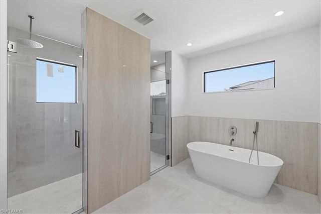 2220 SW 50th LN, Cape Coral, FL 33914