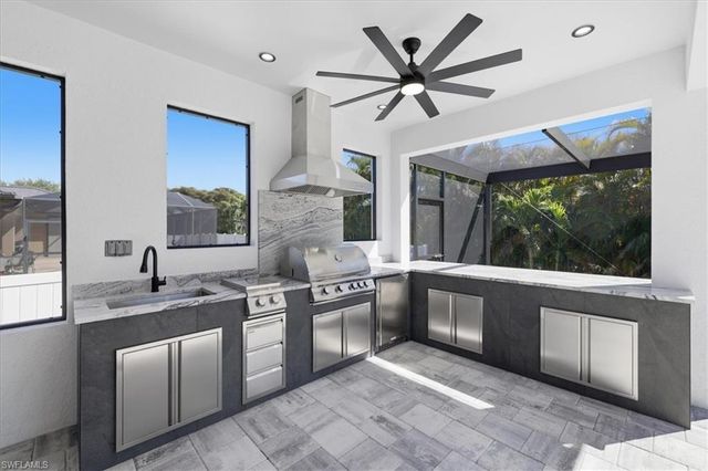 2220 SW 50th LN, Cape Coral, FL 33914